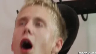 Barebacked blond twink makes his lover spray warm cum