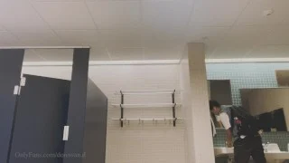 Donovan Jerking off in College Bath. CUMSHOT