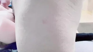 【個人撮影・素人男喘ぎ声あり】 女性向け 10代大学生オナニー AVを見ながらオナホで喘ぎ、腰振り射精②