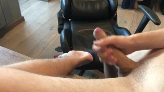 TWINK JERKS OFF HIS LONG DICK