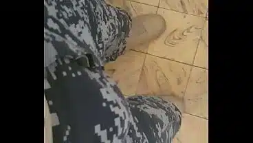 Eyaculation marine gay