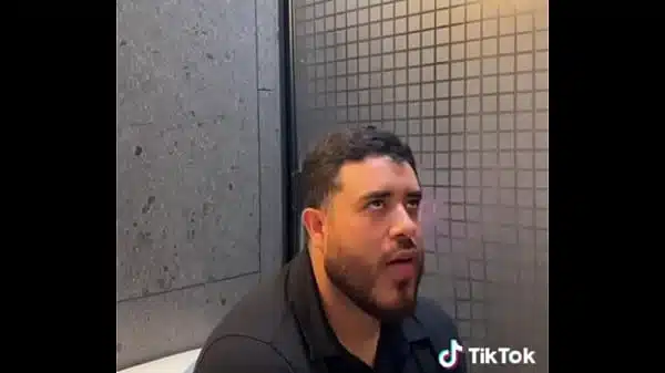 Hetero hetero hetero