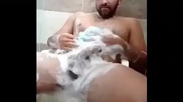 Hey !!! NEW here, anybody is here ?