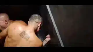 Suruba No Taurus Cruising Bar Com Muito Sexo Bareback